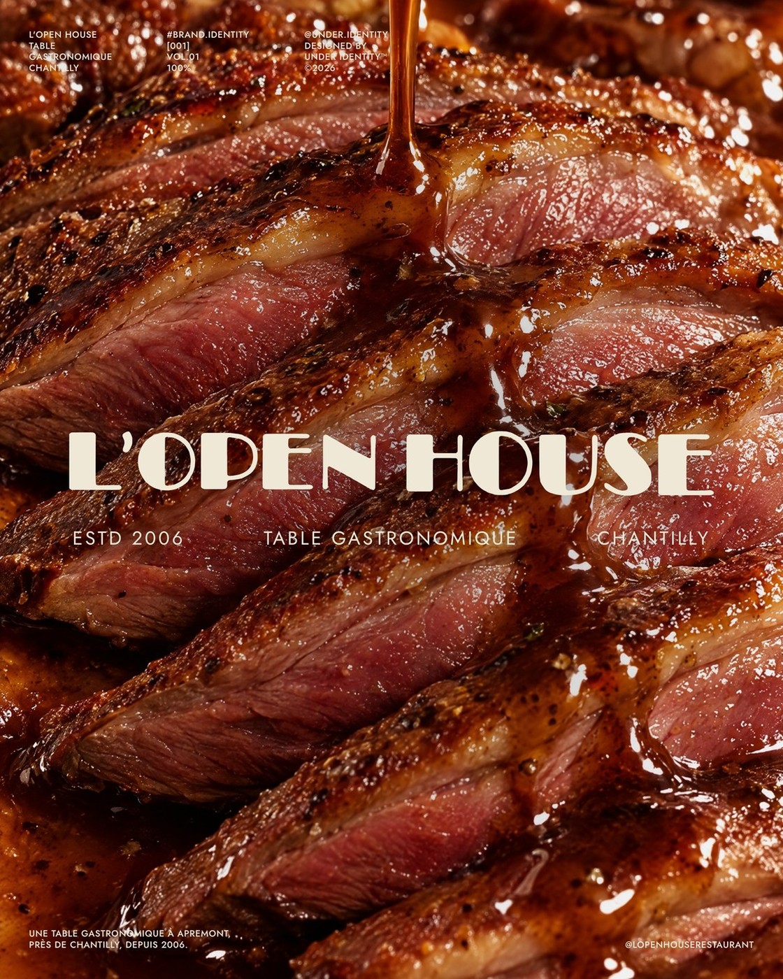 Couverture L’OPEN HOUSE : la viande en gros plan, tranches nappées de jus, et le nom de la maison